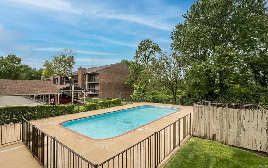 2327 Kratky Road, Unit D St. Louis, MO 63114 - Photo 23 of 34 Gallery Image 23