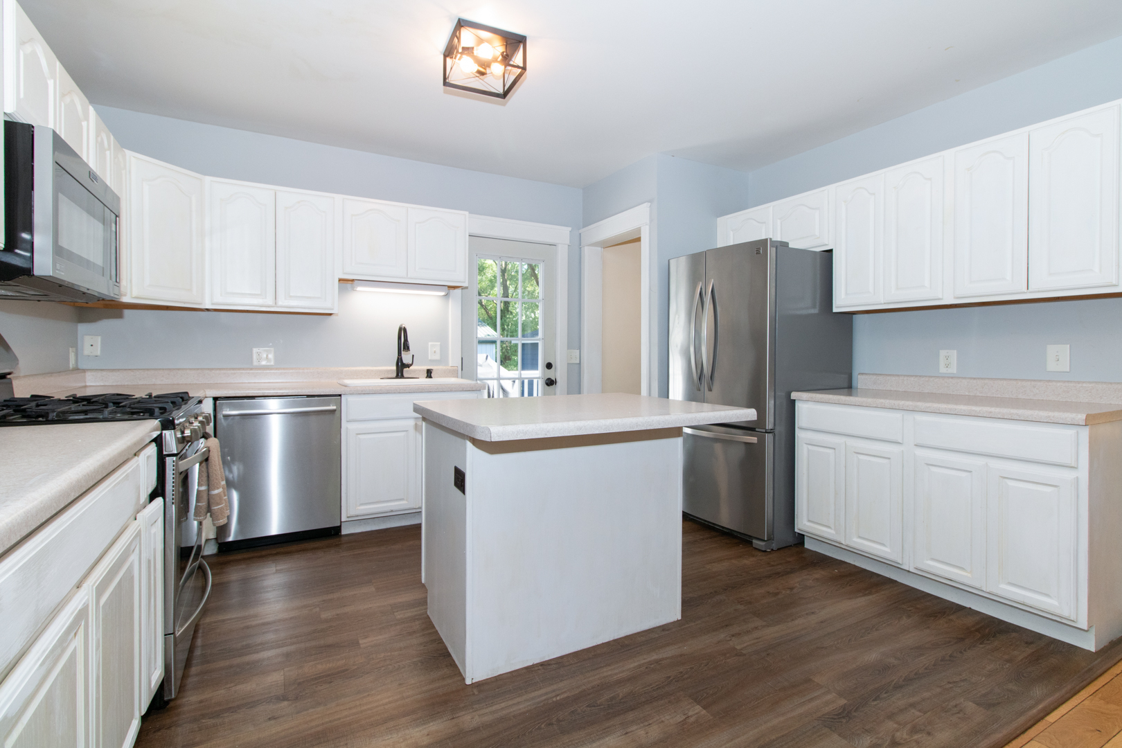 404 West Virginia Avenue Normal, IL 61761 - Photo 8 of 42 Gallery Image 8