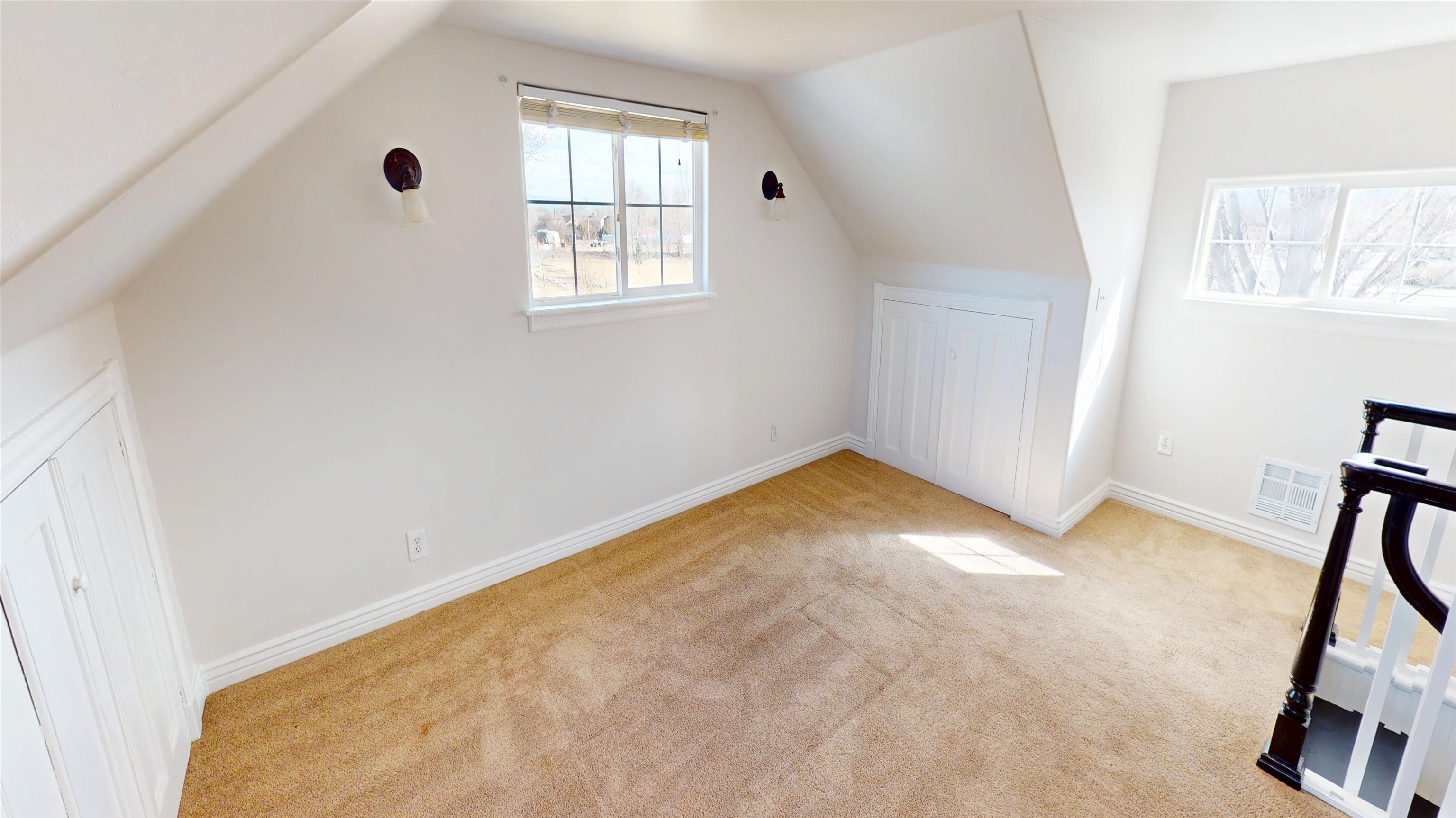 1166-17 17 1/2 Road Fruita, CO 81521 - Photo 21 of 42 an empty room with windows