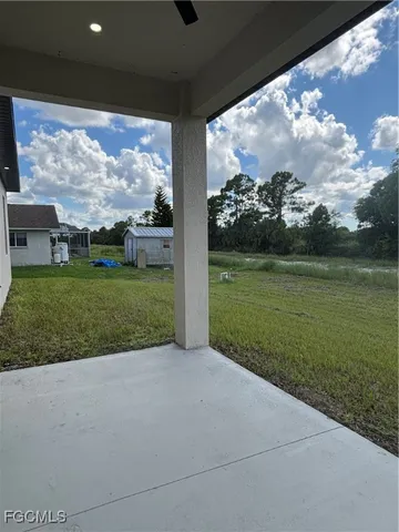 $2,000 | 358 Charwood Avenue South, Lehigh Acres, FL 33974