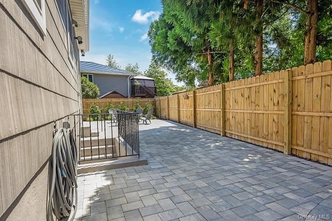 2 Cherry Road Bayville, NY 11709 - Photo 22 of 25