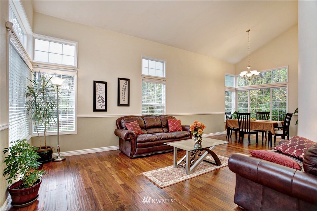 3200 Wells Avenue South Renton, WA 98055 - Photo 5 of 25 Gallery Image 5