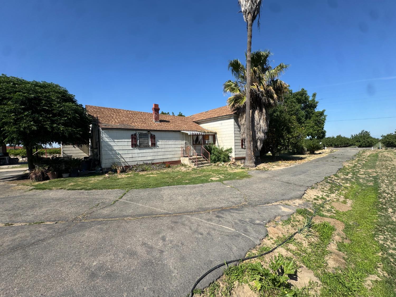 8138 South Kenneth Avenue Fowler, CA 93625 - Photo 1 of 3