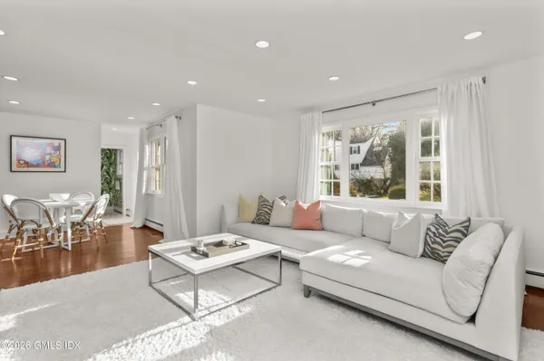 $1,725,000 | 21 Sound Beach Avenue, Old Greenwich, CT 06870