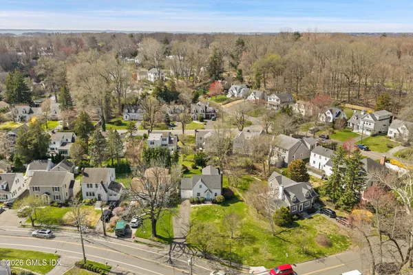 $1,725,000 | 21 Sound Beach Avenue, Old Greenwich, CT 06870