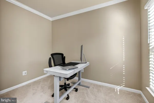 $537,500 | 19277 Harlow Square, Unit D422, Leesburg, VA 20176