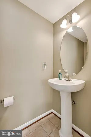 $537,500 | 19277 Harlow Square, Unit D422, Leesburg, VA 20176