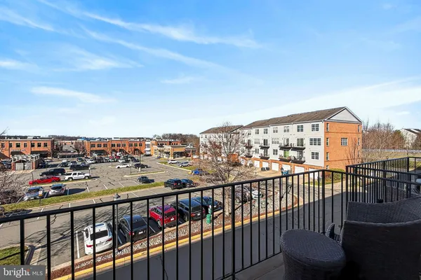 $537,500 | 19277 Harlow Square, Unit D422, Leesburg, VA 20176