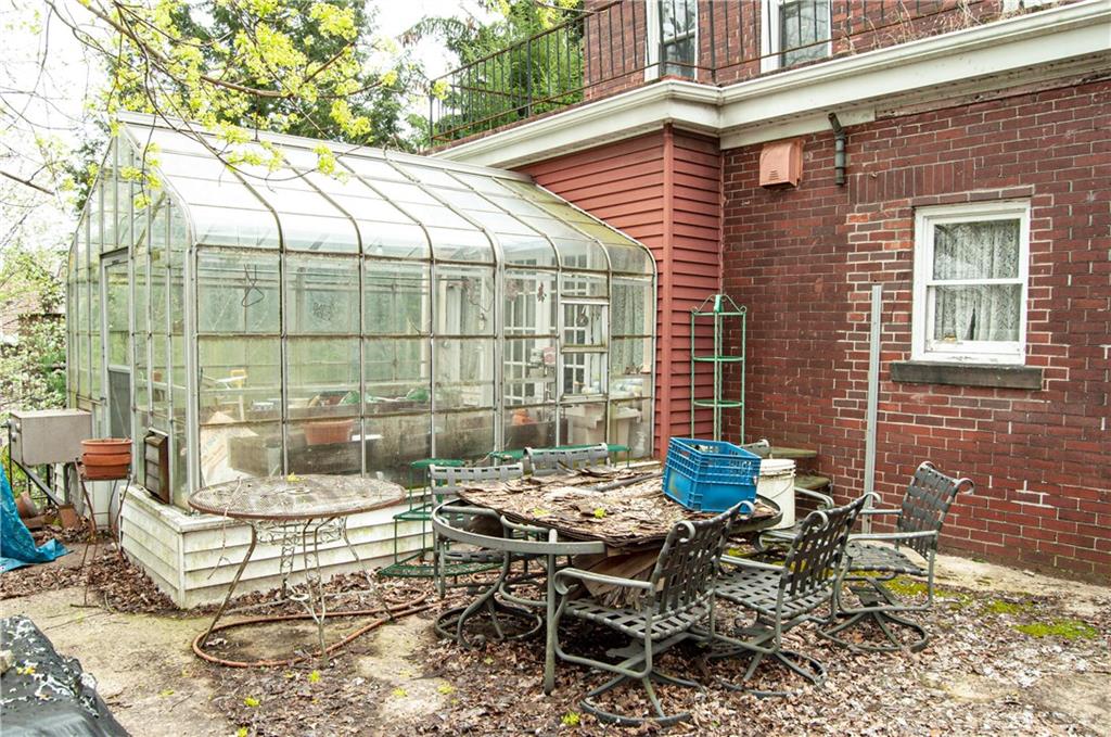 6525 Darlington Road Pittsburgh, PA 15217 - Photo 16 of 19 Gallery Image 16