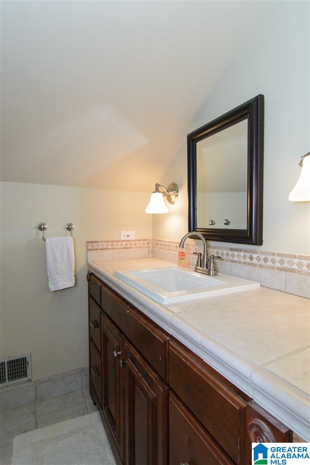 3411 Springhill Road Birmingham, AL 35223 - Photo 30 of 34