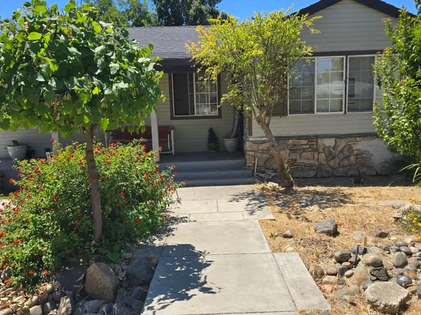 $365,000 | 203 Severin Avenue, Modesto, CA 95354