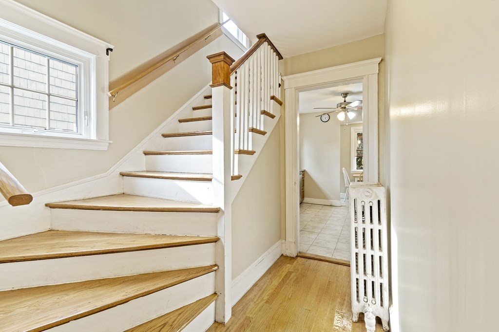 33 Crawford Road Braintree, MA 02184 - Photo 7 of 26 Gallery Image 7