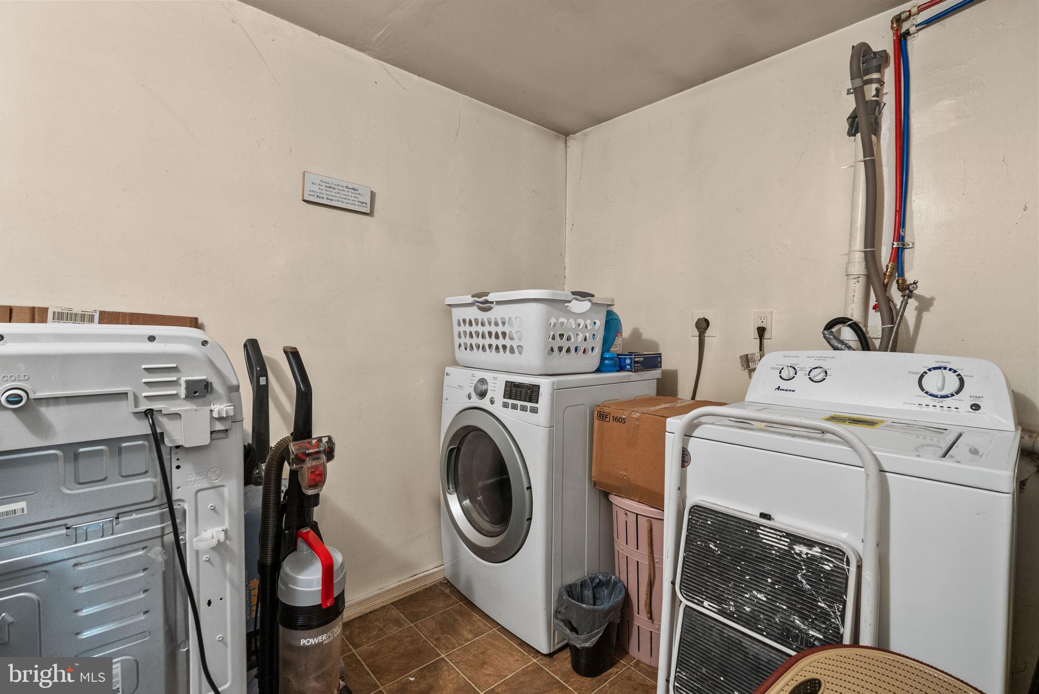 184 Farmbrook Drive Levittown, PA 19055 - Photo 8 of 23