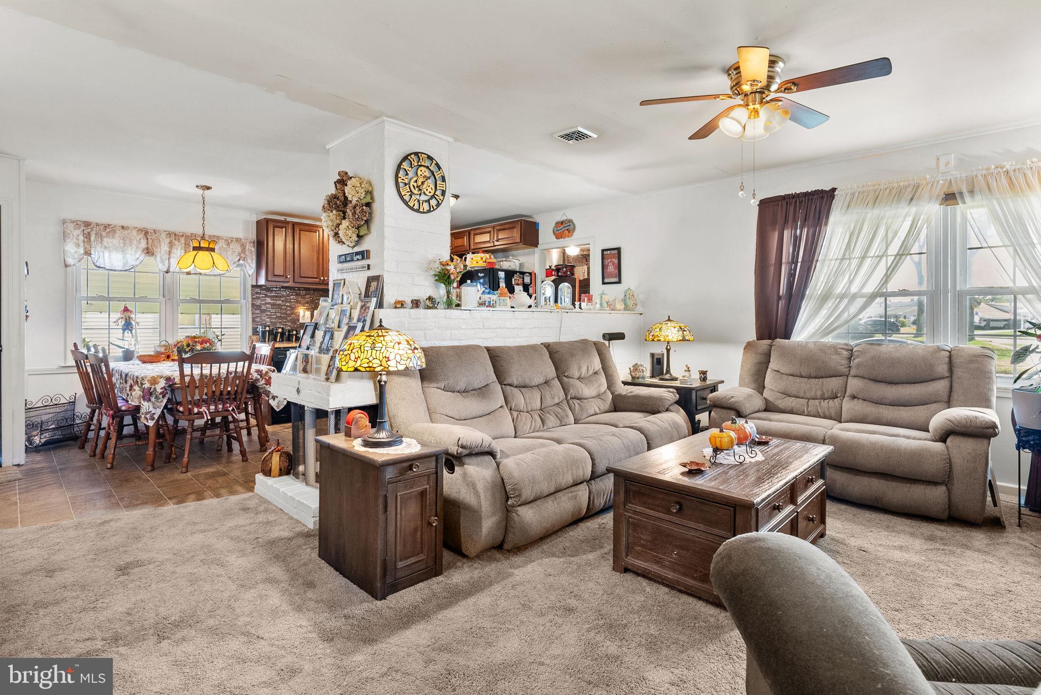 184 Farmbrook Drive Levittown, PA 19055 - Photo 10 of 23