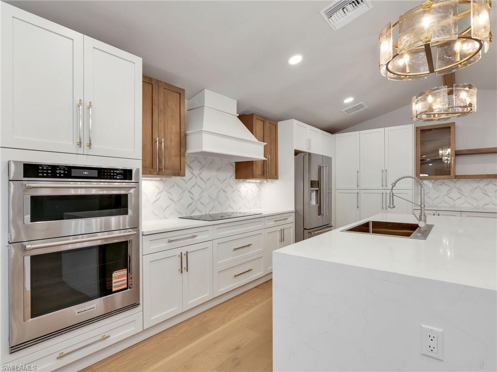1803 Imperial Golf Course Boulevard Naples, FL 34110 - Photo 12 of 49