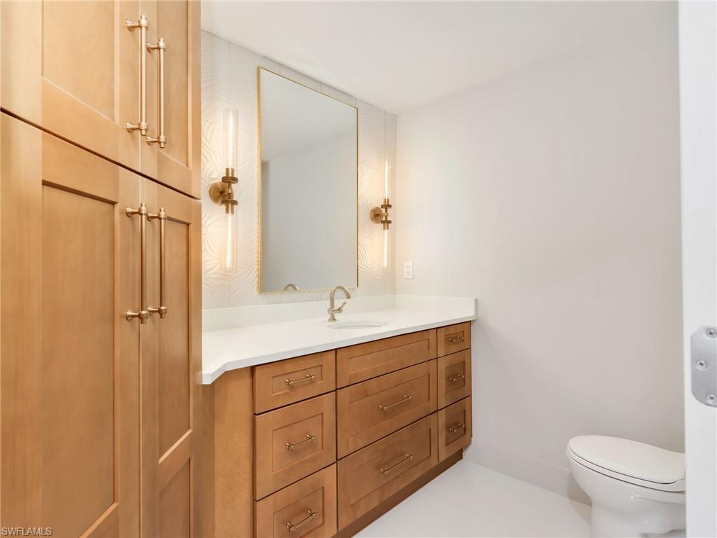 1803 Imperial Golf Course Boulevard Naples, FL 34110 - Photo 22 of 49