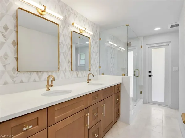 $1,699,900 | 1803 Imperial Golf Course Boulevard, Naples, FL 34110