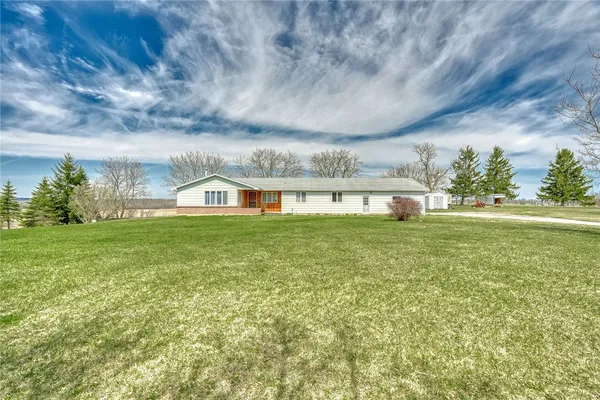 $299,900 | 5790 Thomas Road, Canandaigua Town, NY 14424