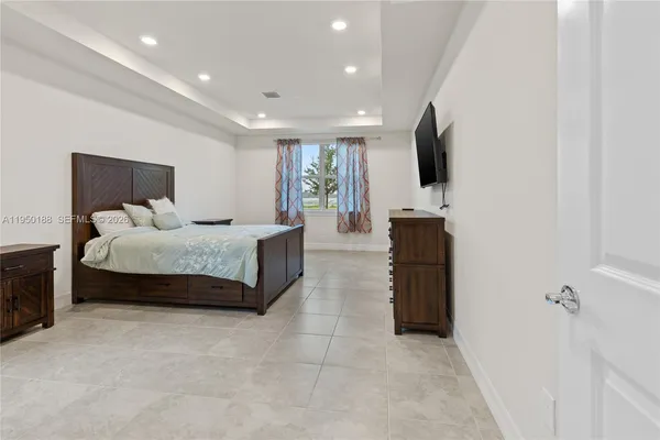 $700,000 | 10407 Southwest Captiva Drive, Port St. Lucie, FL 34987