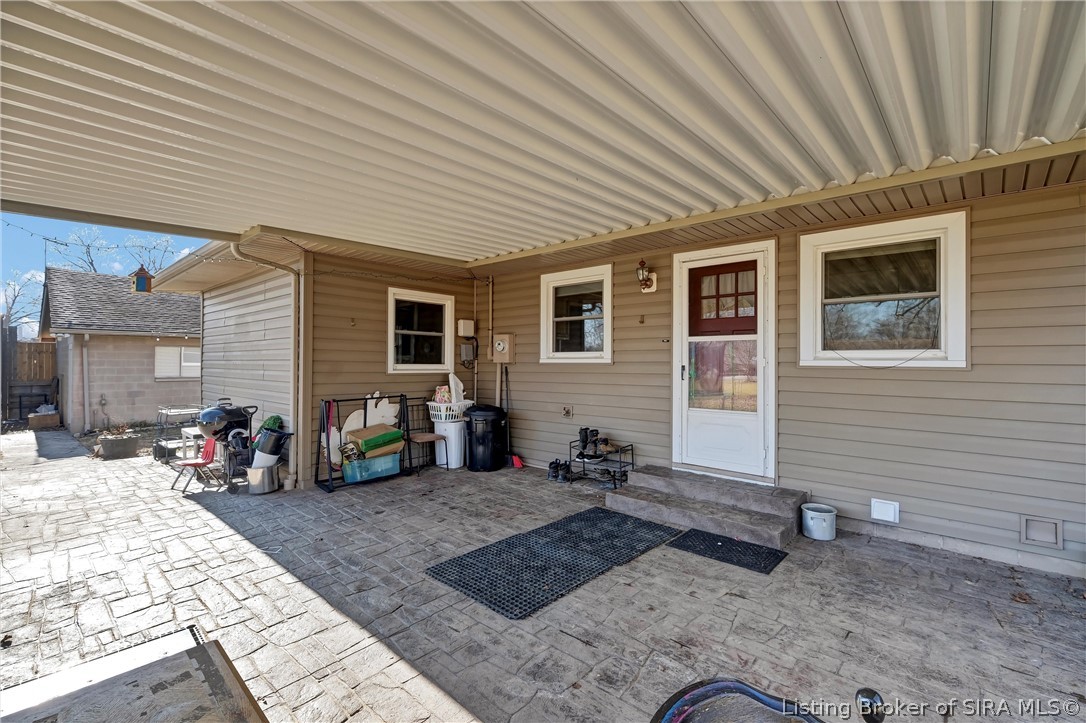 212 Lake Road Henryville, IN 47126 - Photo 26 of 34