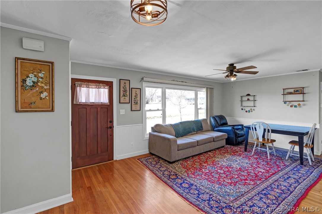 212 Lake Road Henryville, IN 47126 - Photo 6 of 34