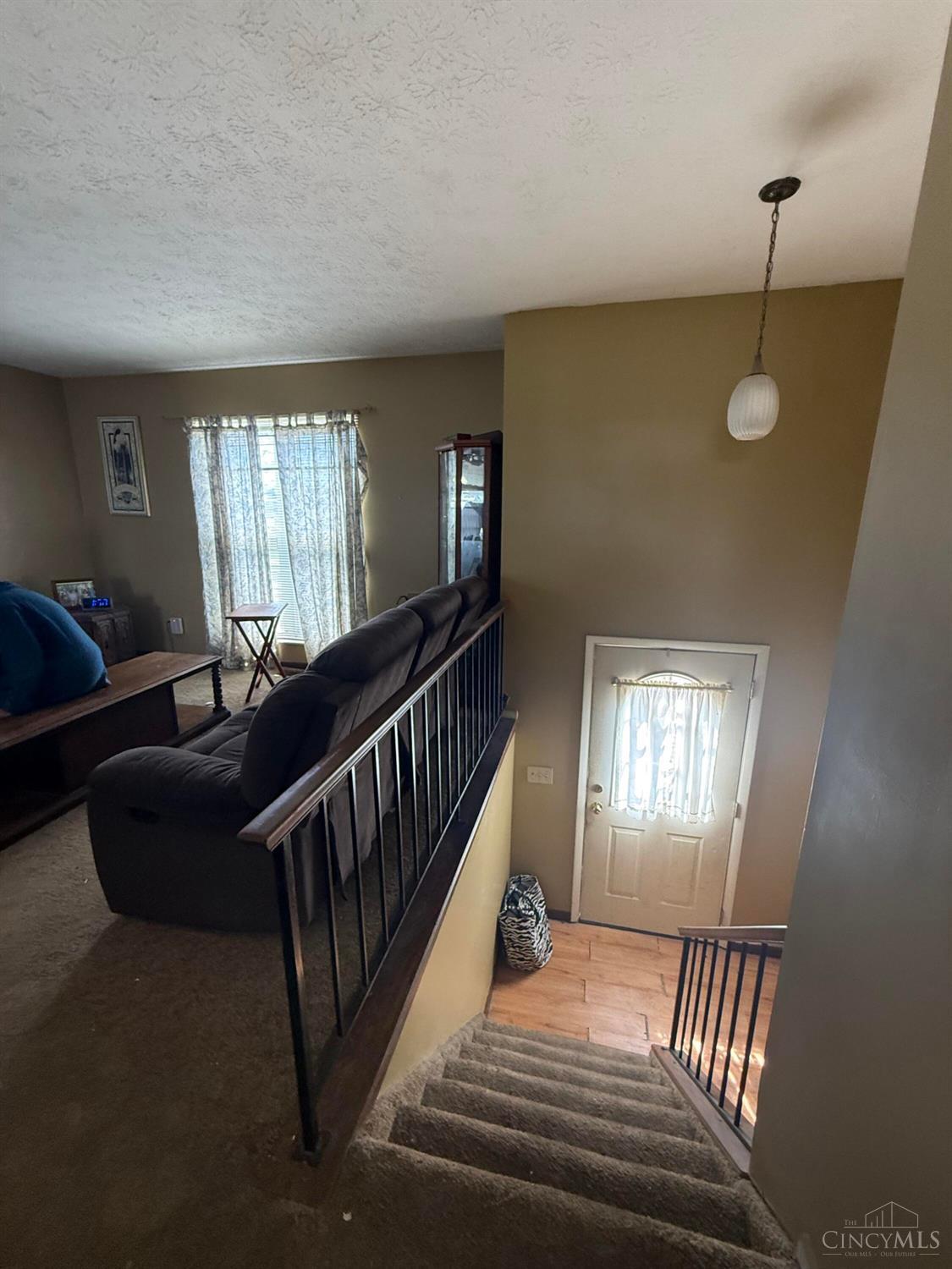 5060 Mt Alverno Road Cincinnati, OH 45238 - Photo 5 of 7