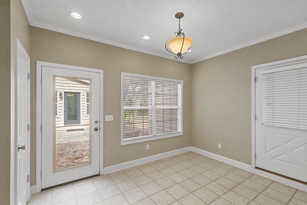 2000 Deerpath Road Dothan, AL 36303 - Photo 12 of 61