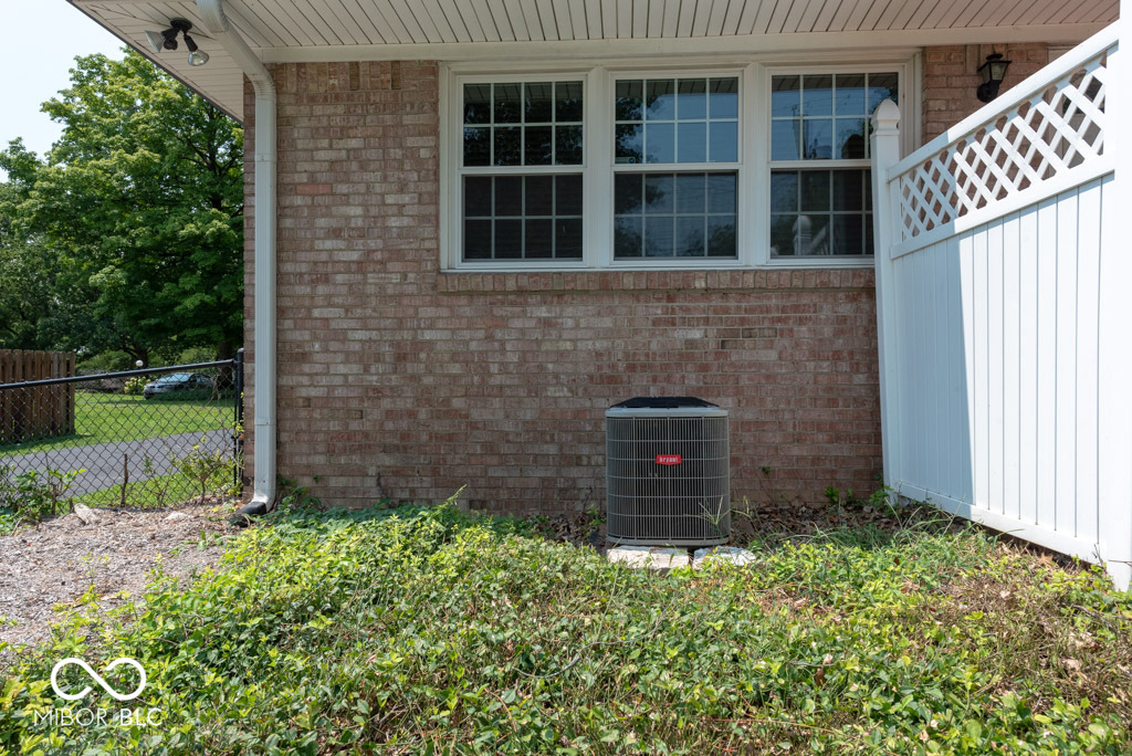 6217 Graham Road Indianapolis, IN 46220 - Photo 35 of 51