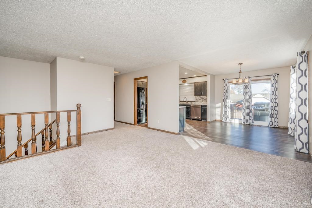 741 Sullivan Drive Mulvane, KS 67110 - Photo 6 of 21