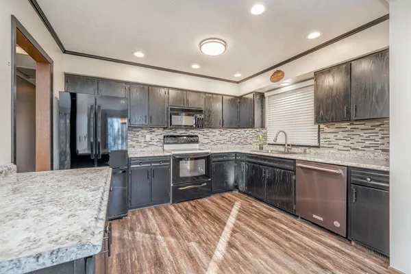 $219,900 | 741 Sullivan Drive, Mulvane, KS 67110