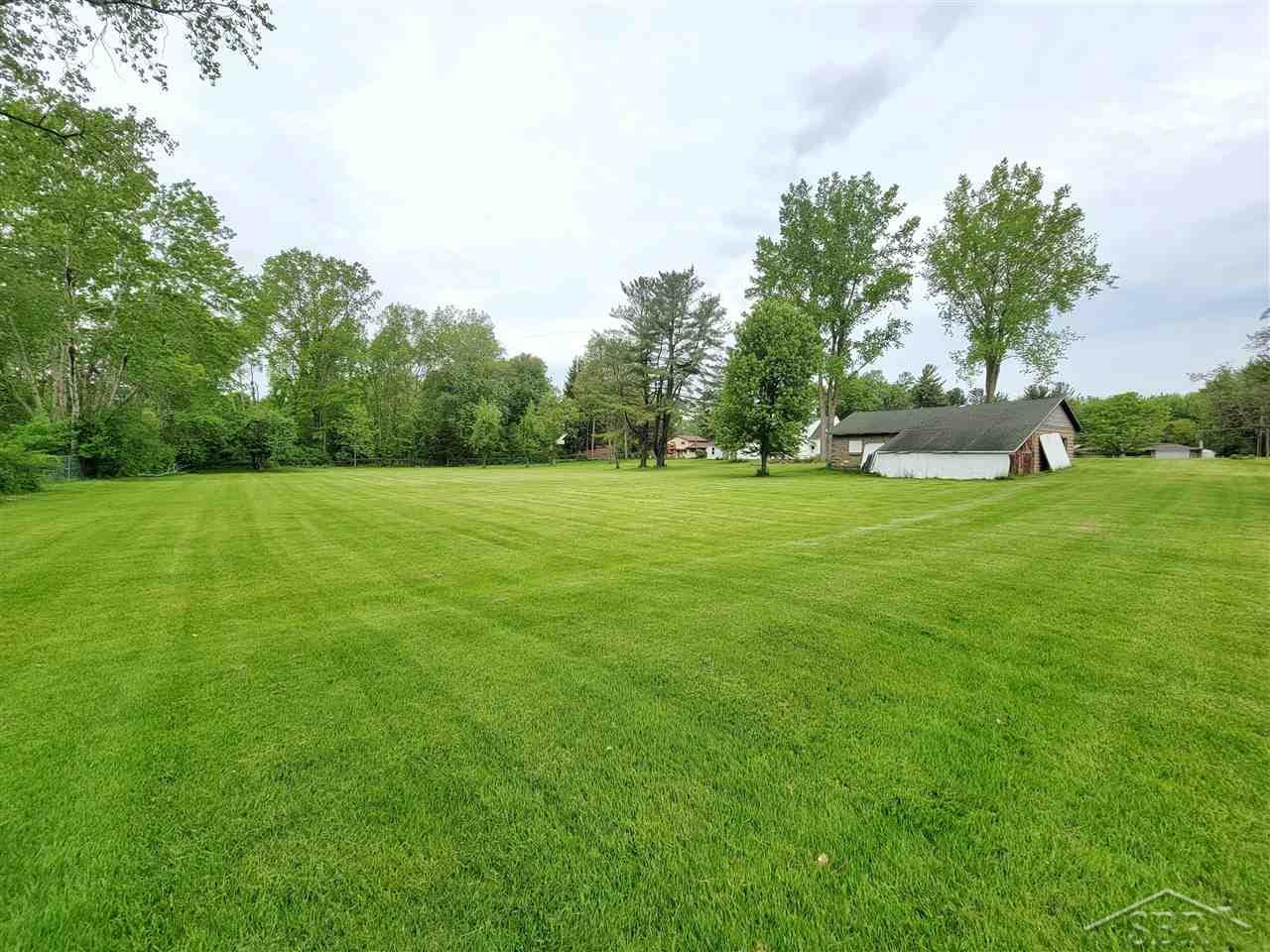 4824 Baker Road Bridgeport, MI 48722 - Photo 42 of 44 50075835-41.JPG