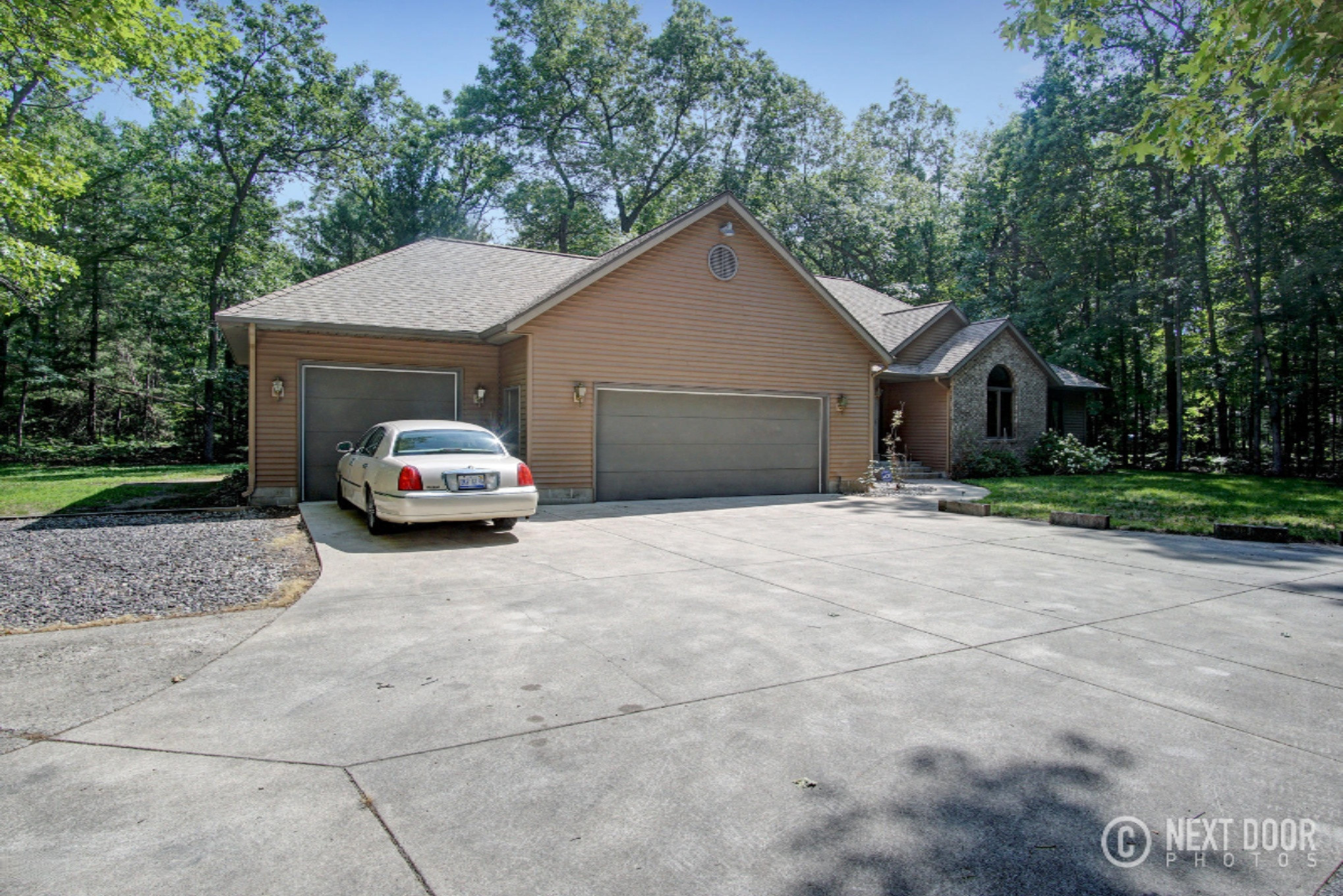 4045 Duck Lake Road Whitehall, MI 49461 - Photo 2 of 61 DSC09140_1_2