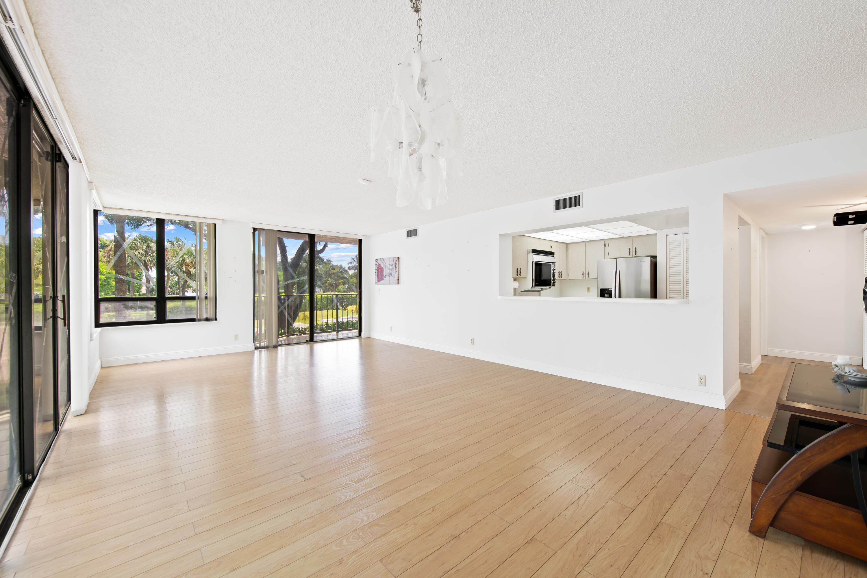 799 Jeffery Street, Unit 201 Boca Raton, FL 33487 - Photo 11 of 36 DSC_3780
