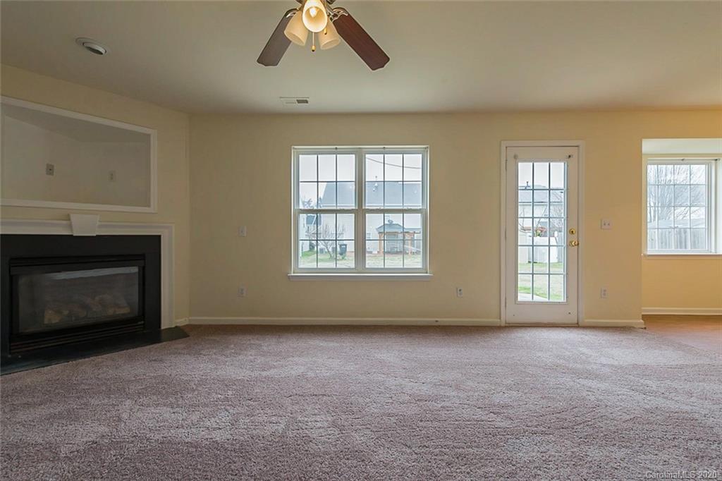 4444 Mariannes Ridge Road Charlotte, NC 28273 - Photo 9 of 17 Gallery Image 9