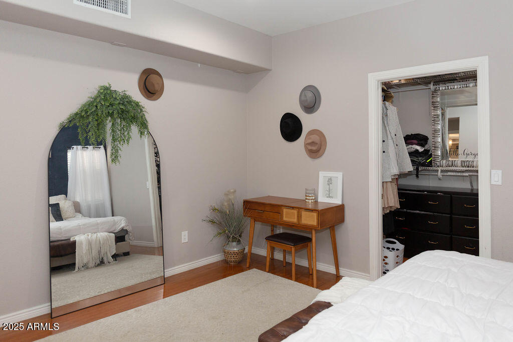 546 South Ellsworth Road Mesa, AZ 85208 - Photo 11 of 52 Primary Bed/Bath Suite