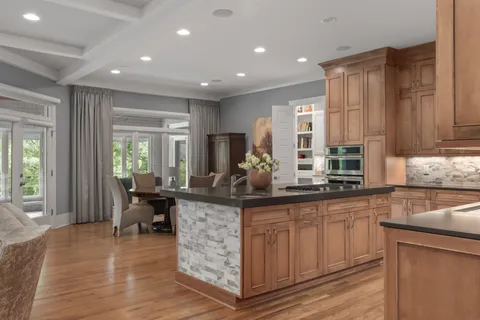 $2,999,900 | 1 Warwick Lane, Nashville, TN 37205