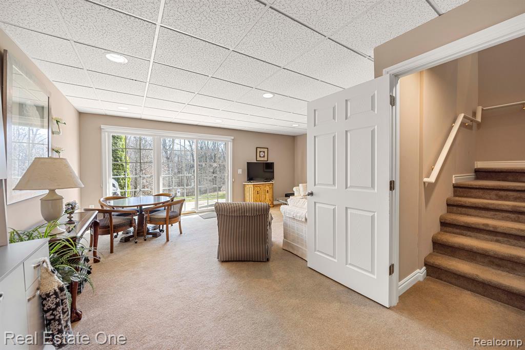 565 Andover Court Rochester Hills, MI 48306 - Photo 25 of 50