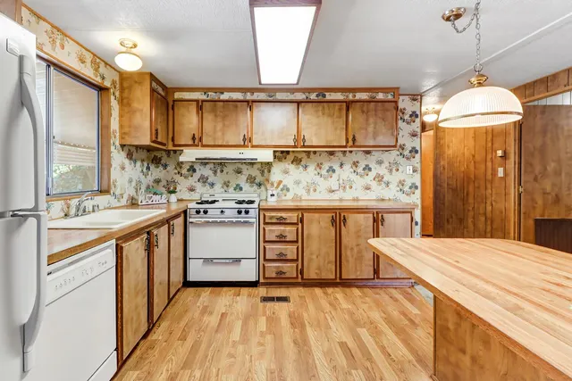 $149,900 | 110 Wynbrook Street, Sacramento, CA 95828