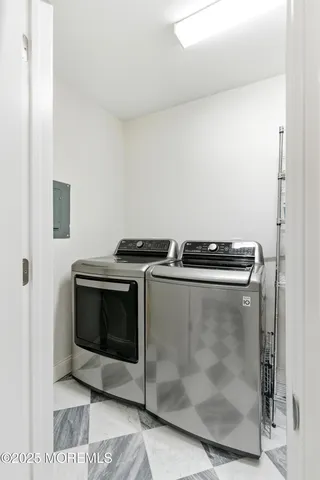 a close view of a fireplace in a room