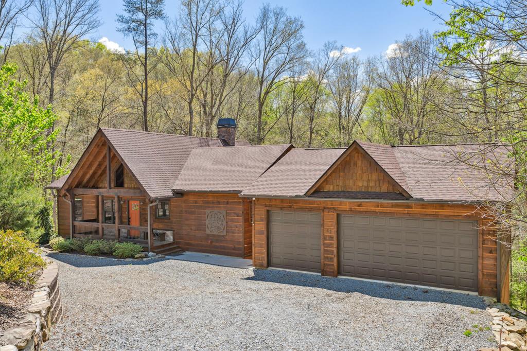 42 Anglers Loop Blue Ridge, GA 30513 - Photo 1 of 59 Main View