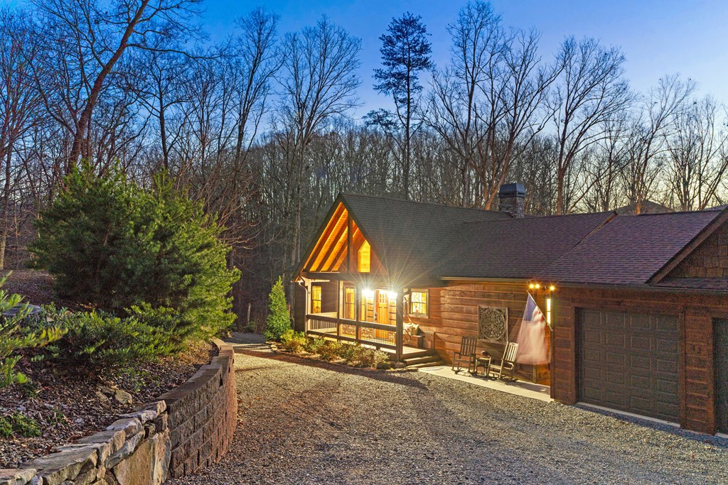 42 Anglers Loop Blue Ridge, GA 30513 - Photo 2 of 59