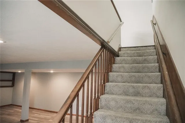 $269,999 | 3804 Drumm Road, Independence, MO 64055