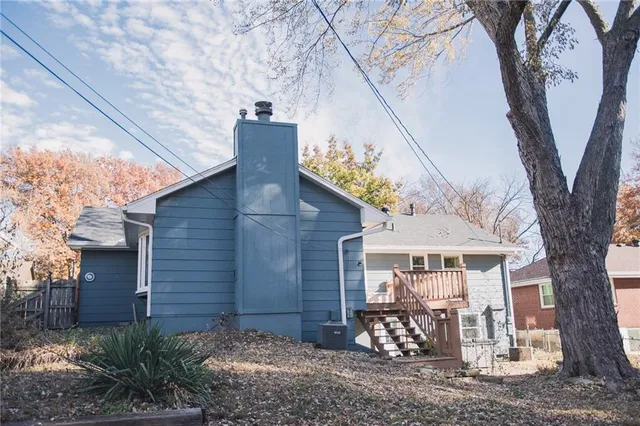 $269,999 | 3804 Drumm Road, Independence, MO 64055