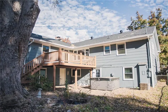 $269,999 | 3804 Drumm Road, Independence, MO 64055