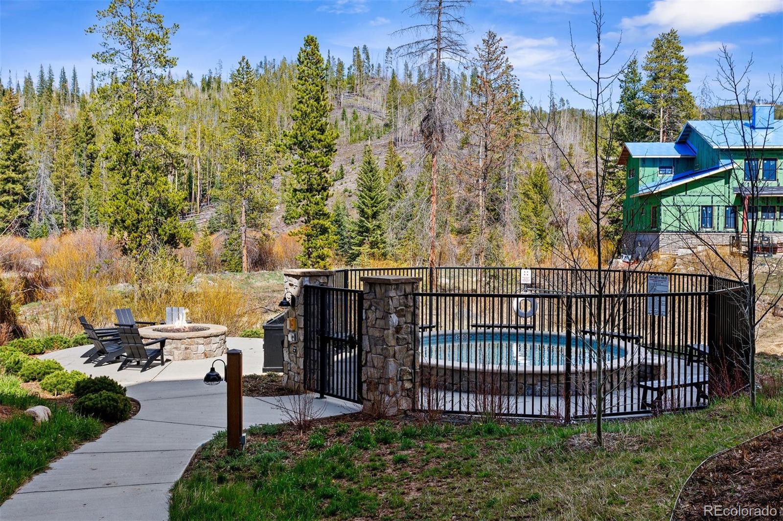 144 Ski Idlewild Road, Unit 3201 Winter Park, CO 80482 - Photo 31 of 39 a view of a wrought iron fences in front of house