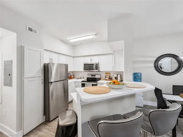 $1,975 | 23640 Walden Center Drive, Unit 206, Estero, FL 34134