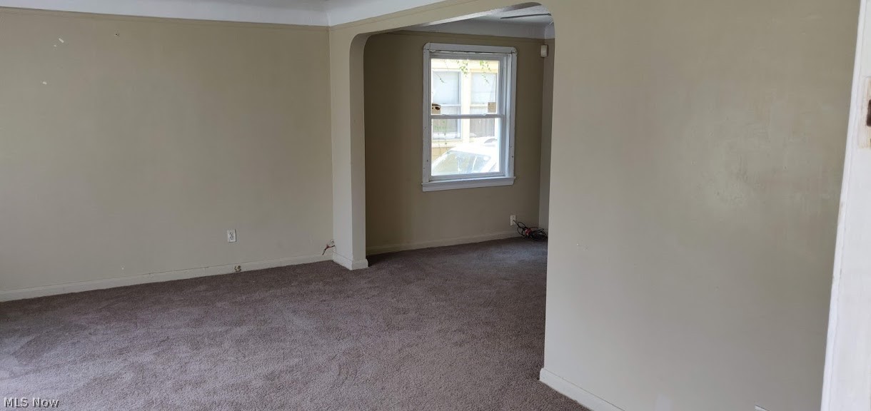 950 Helmsdale Road Cleveland Heights, OH 44112 - Photo 8 of 20 Gallery Image 8