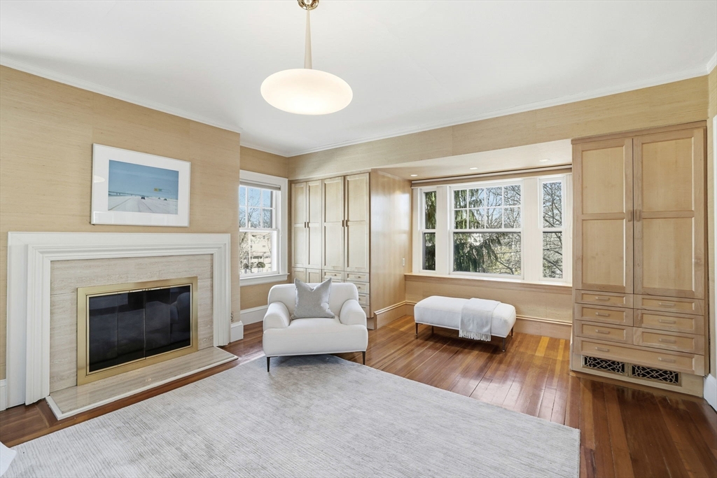 43 Druce Street Brookline, MA 02445 - Photo 13 of 23