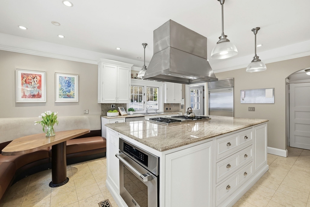 43 Druce Street Brookline, MA 02445 - Photo 10 of 23