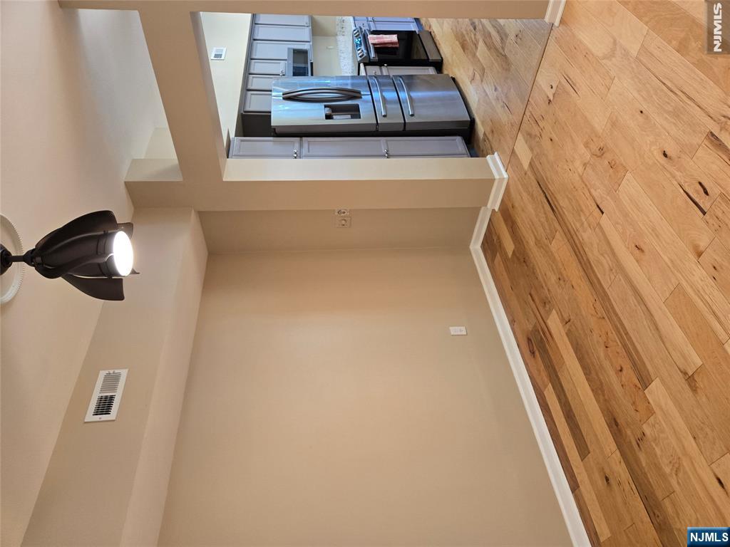 42 Birchwood Road Bedminster, NJ 07921 - Photo 13 of 46